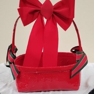 D- NWOT Elegant Red Woven Basket